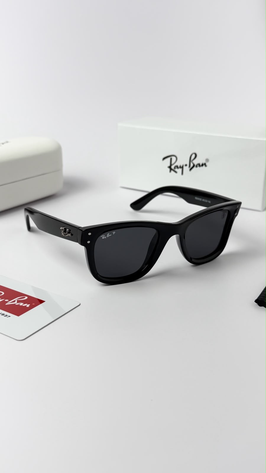 *RAYBAN BLACK FERRARI 0502🔥🔥🔥CELEBRITY CHOISE🔥🔥🔥*