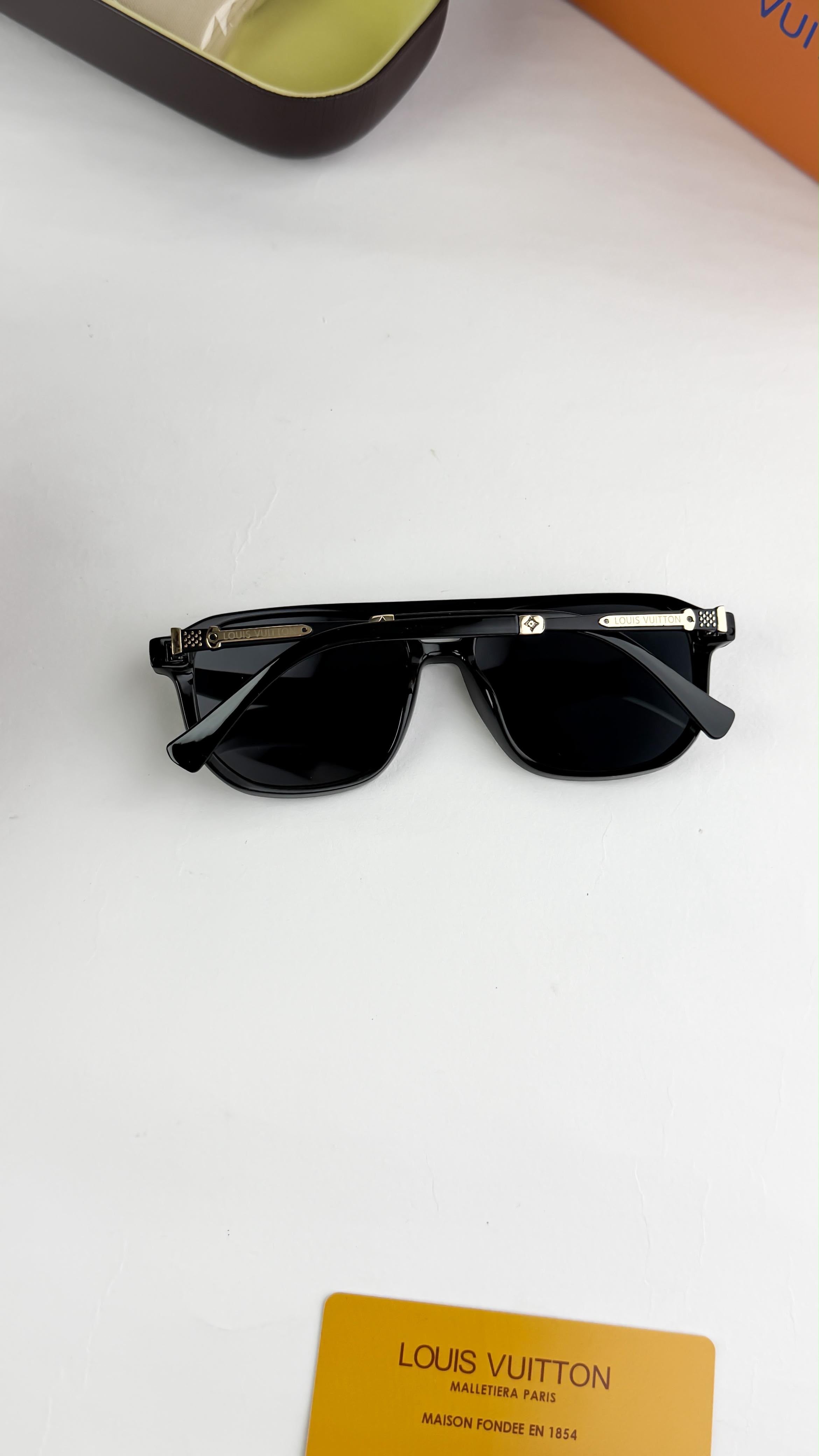 *LOUIS VUITTON BLACK 1049🔥🔥🔥*