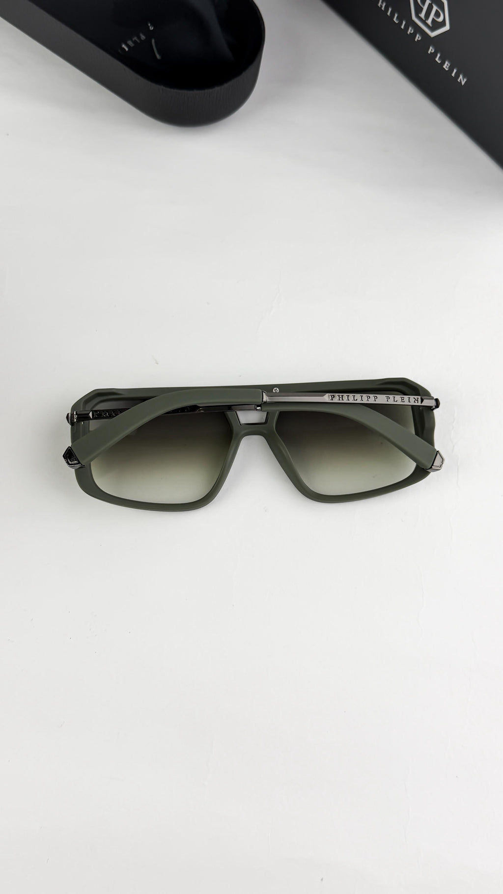 *PHILIPP PLEIN GREEN 99531🔥🔥🔥*