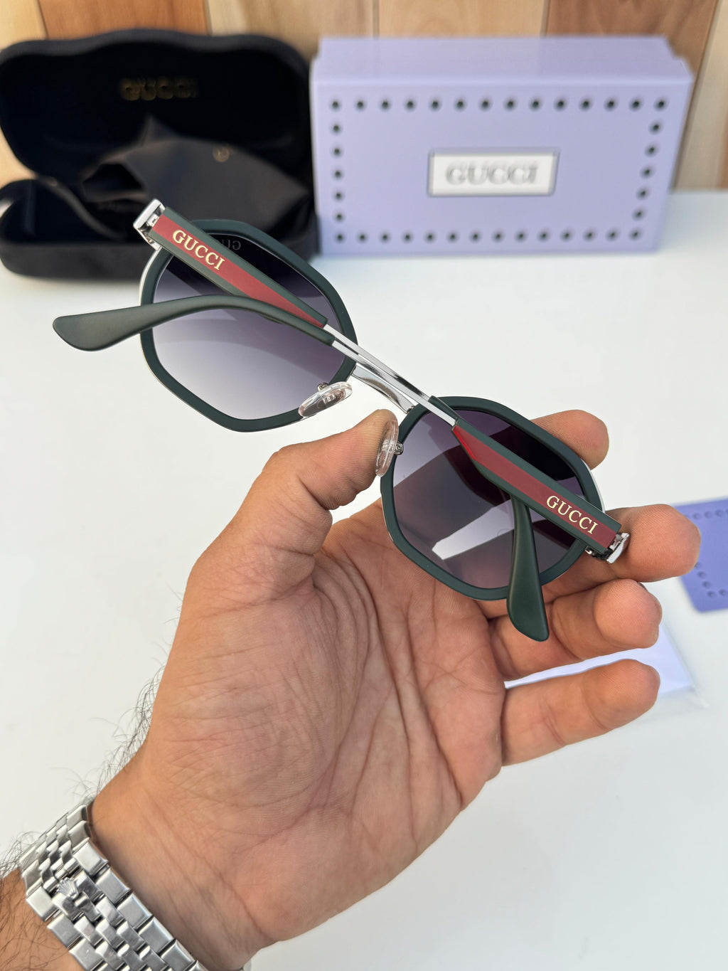 Gucci 618 silver green 300 only 🔥🔥🔥🥳🥳🥳