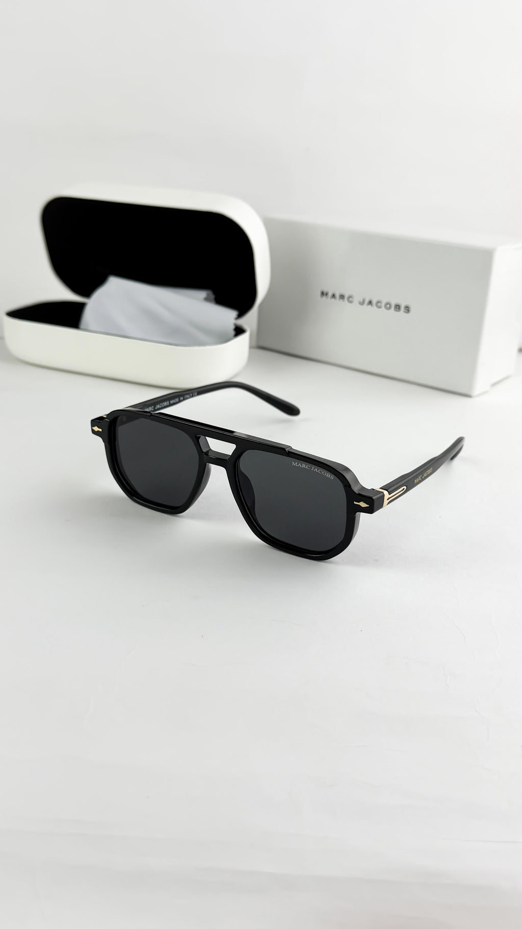*MARC JACOBS BLACK 11-36🔥🔥🔥FULL DEMANDING ARTICLE 🥵🥵🥵*