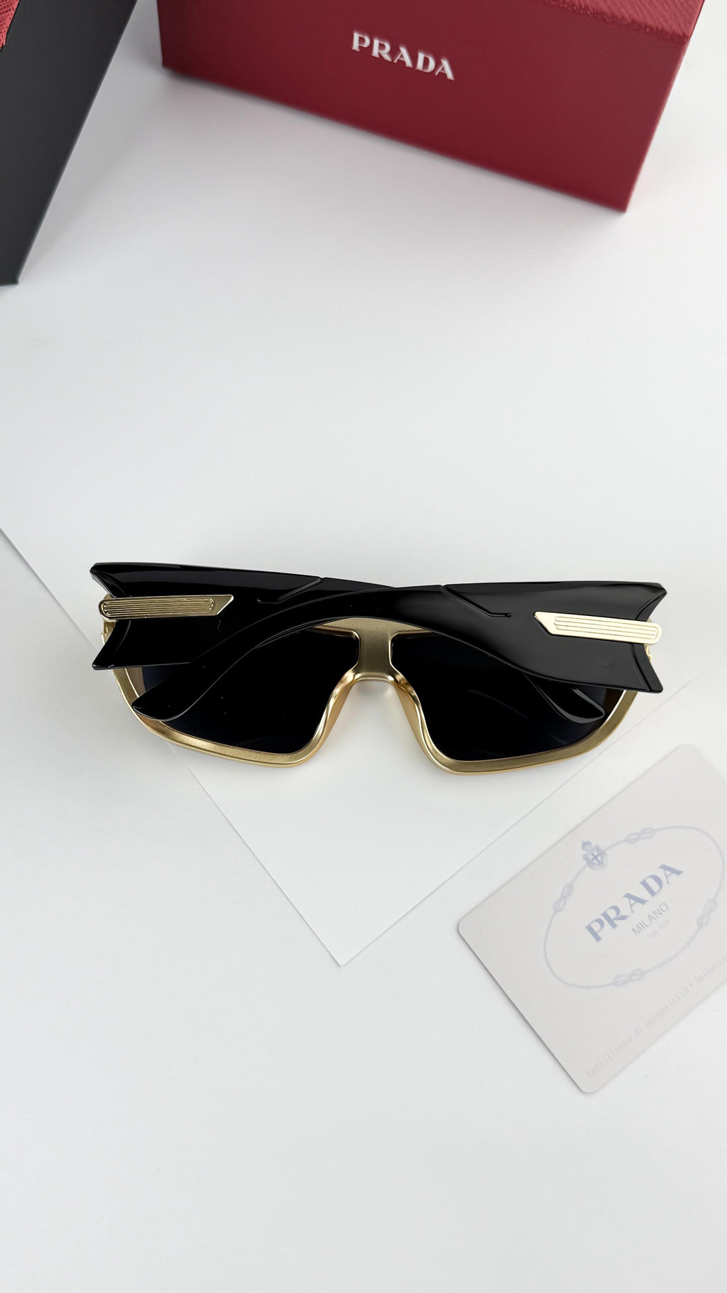 *PRADA GOLD BLACK 🔥🔥🔥NEW STORE ARTICLE 🔥🔥🔥*