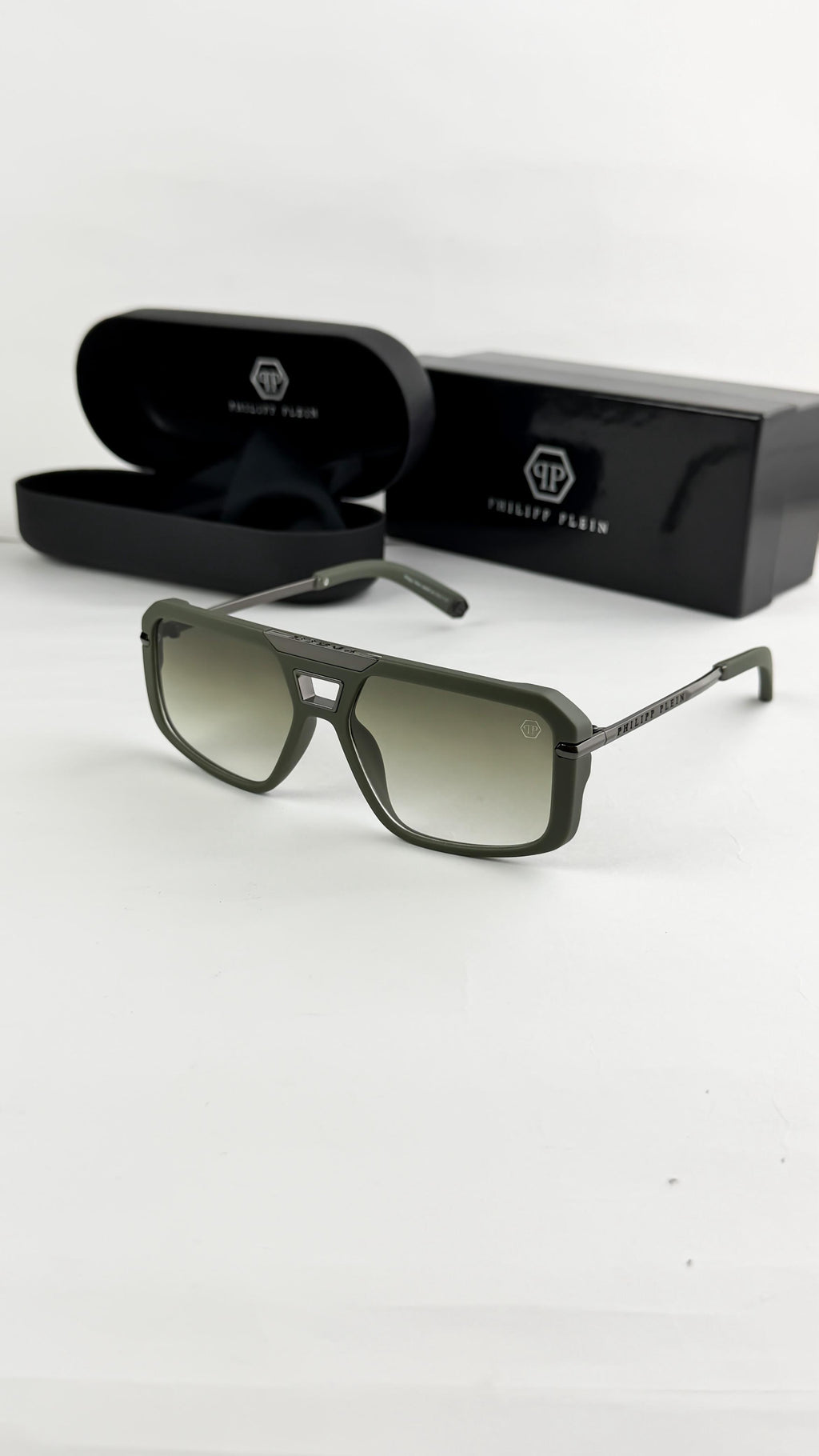 *PHILIPP PLEIN GREEN 99531🔥🔥🔥*
