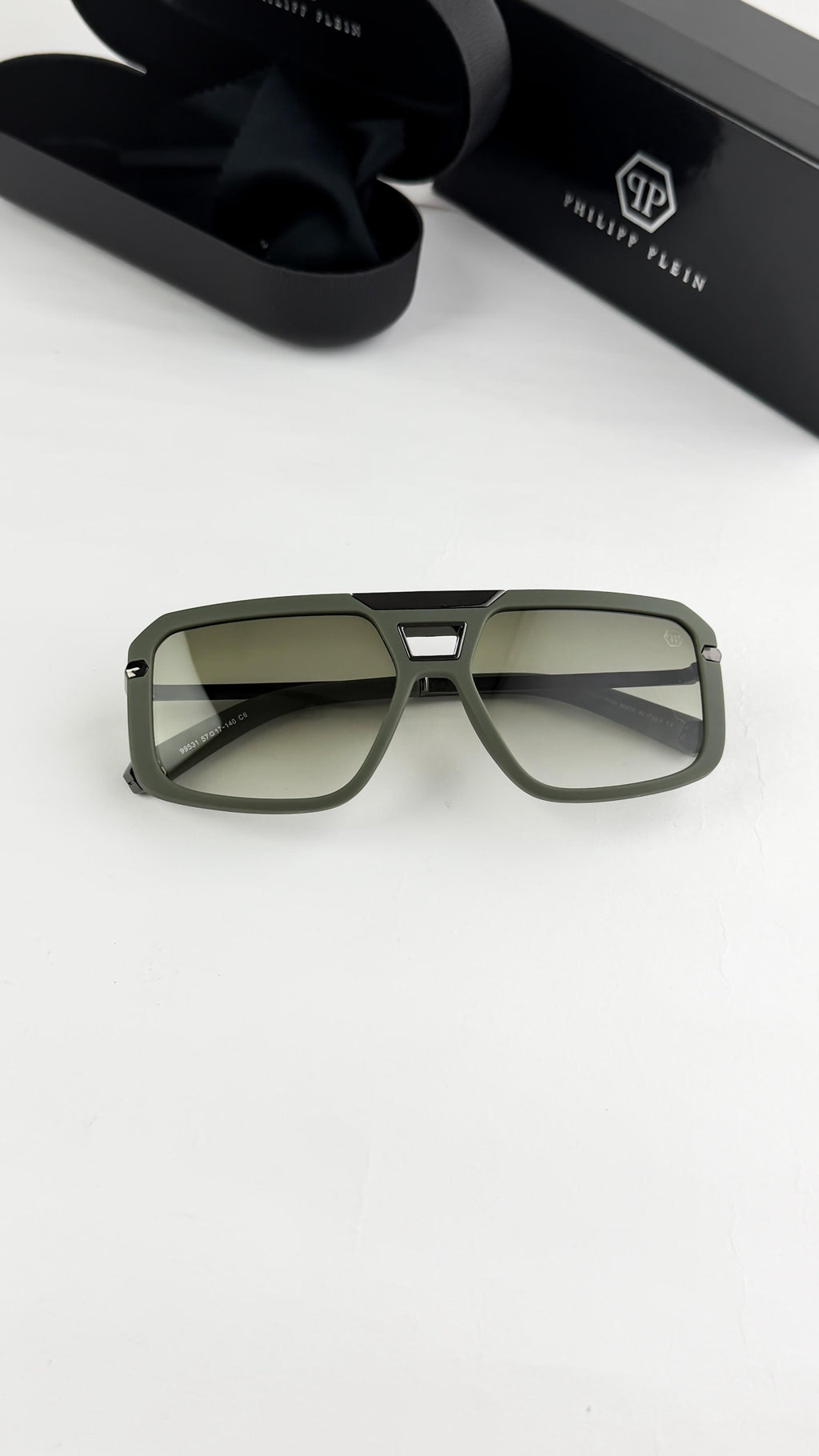 *PHILIPP PLEIN GREEN 99531🔥🔥🔥*