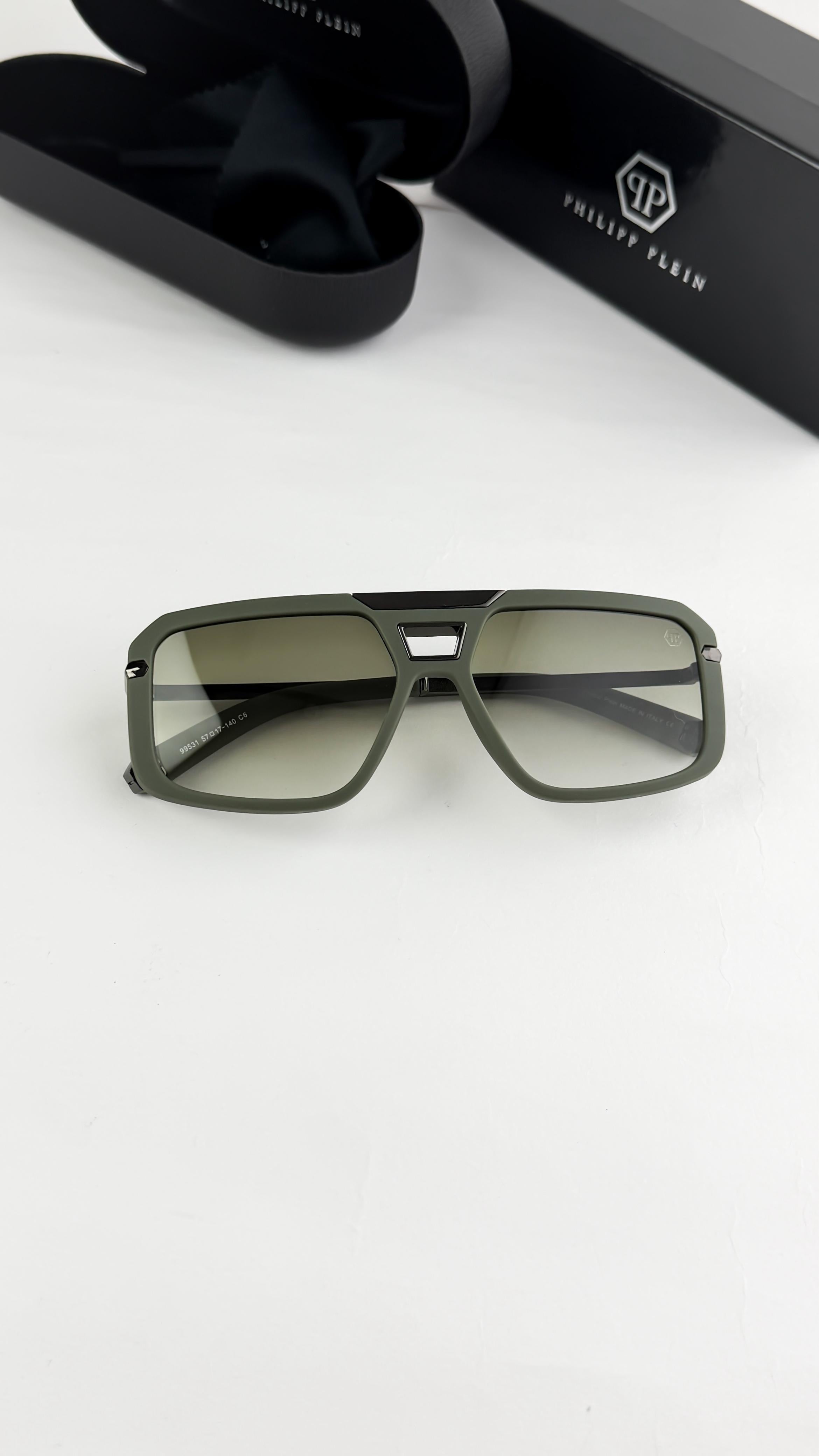 *PHILIPP PLEIN GREEN 99531🔥🔥🔥*