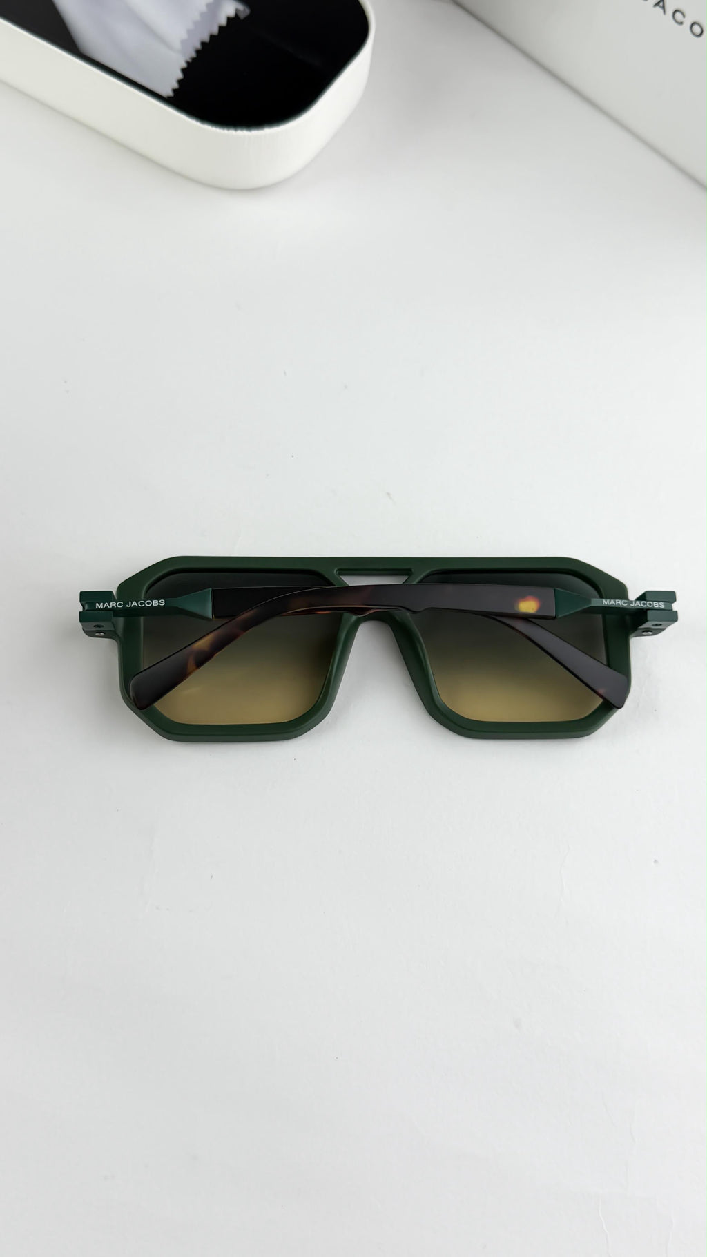 *MARC JACOBS TIGER GREEN 75526🔥🔥🔥*