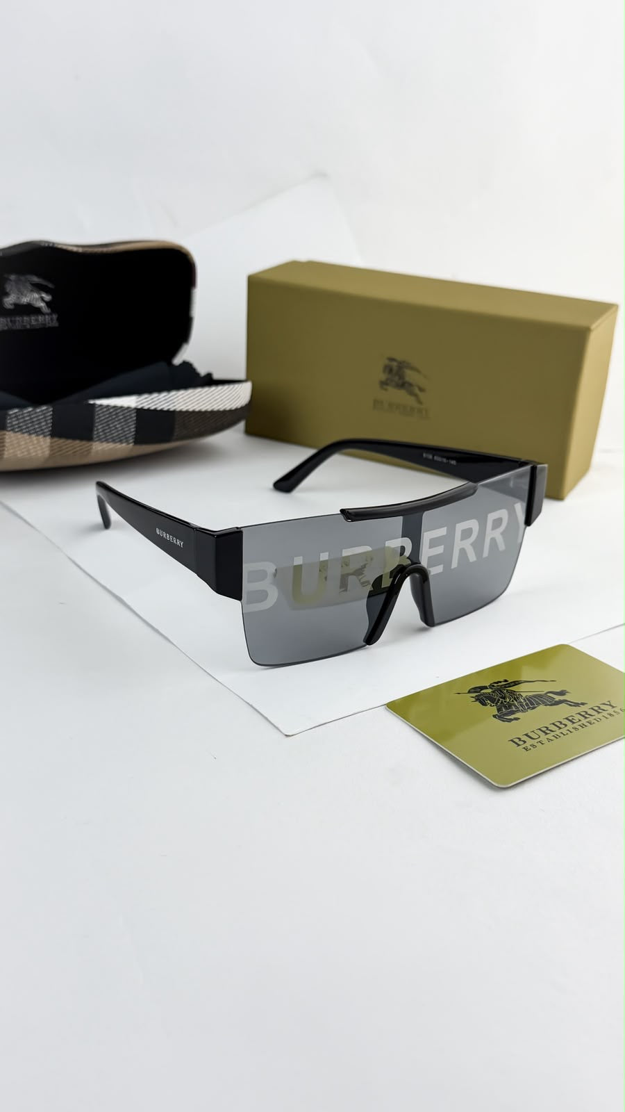 *BURBERRY BLACK 6106🔥🔥🔥*