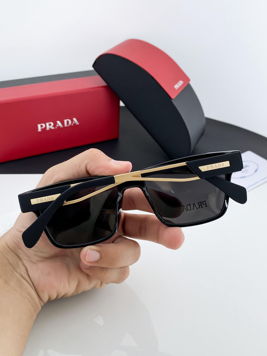 Pr_ADA GOLD BLACK 144 A