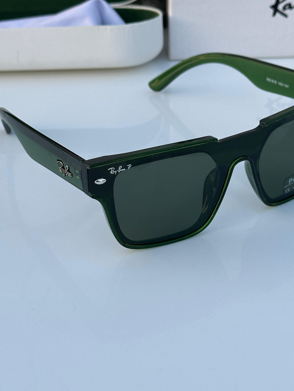 RA_YBAN 1816 GREEN
