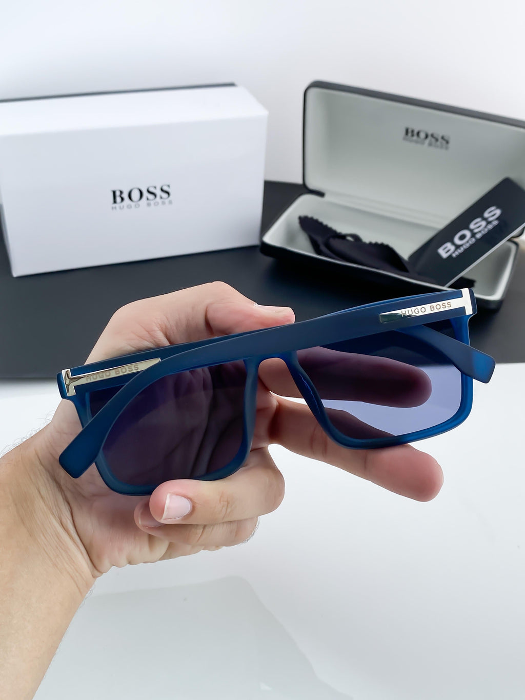 *HU_go_BOSS BLUE 1350 B