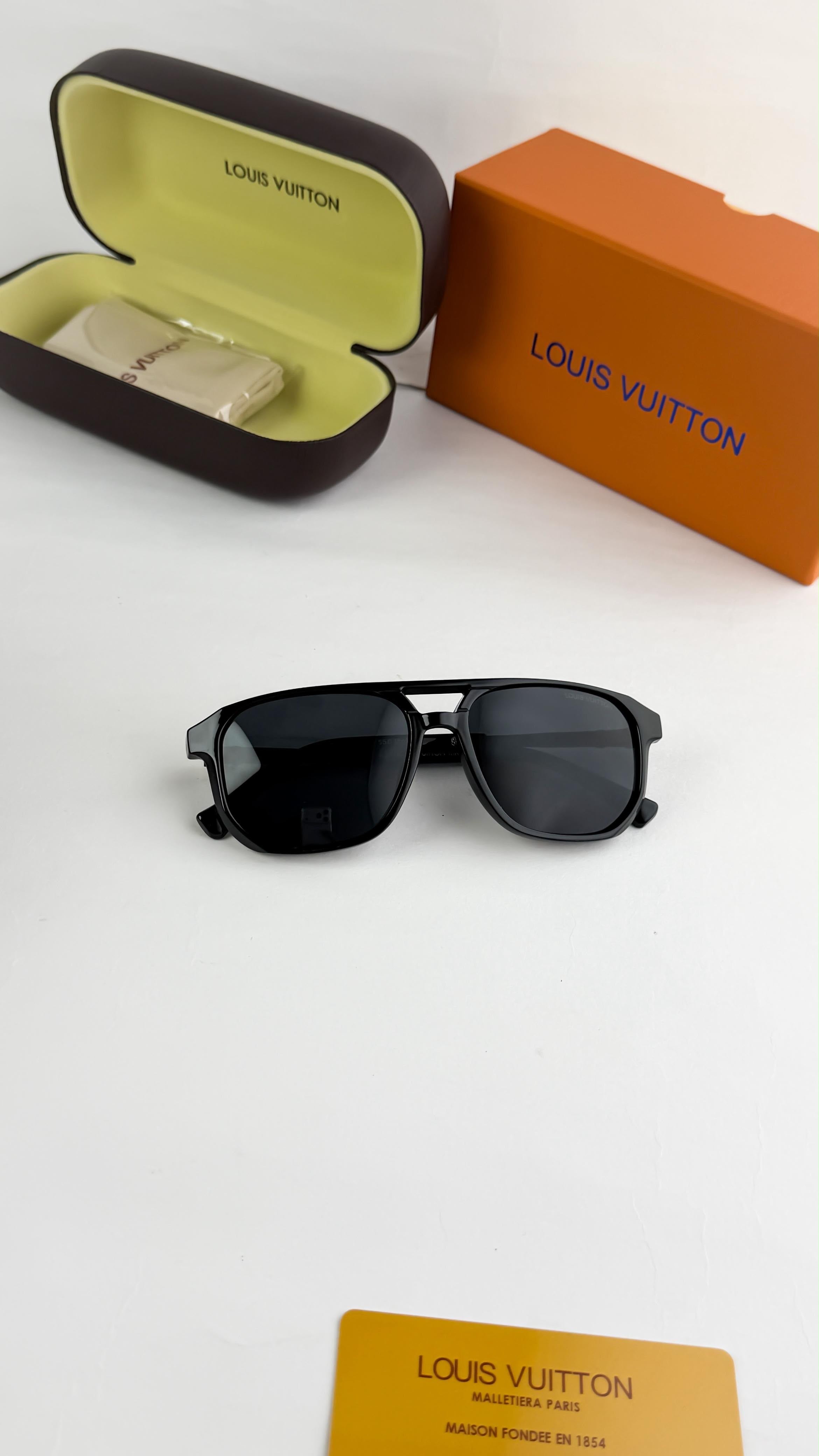 *LOUIS VUITTON BLACK 1049🔥🔥🔥*