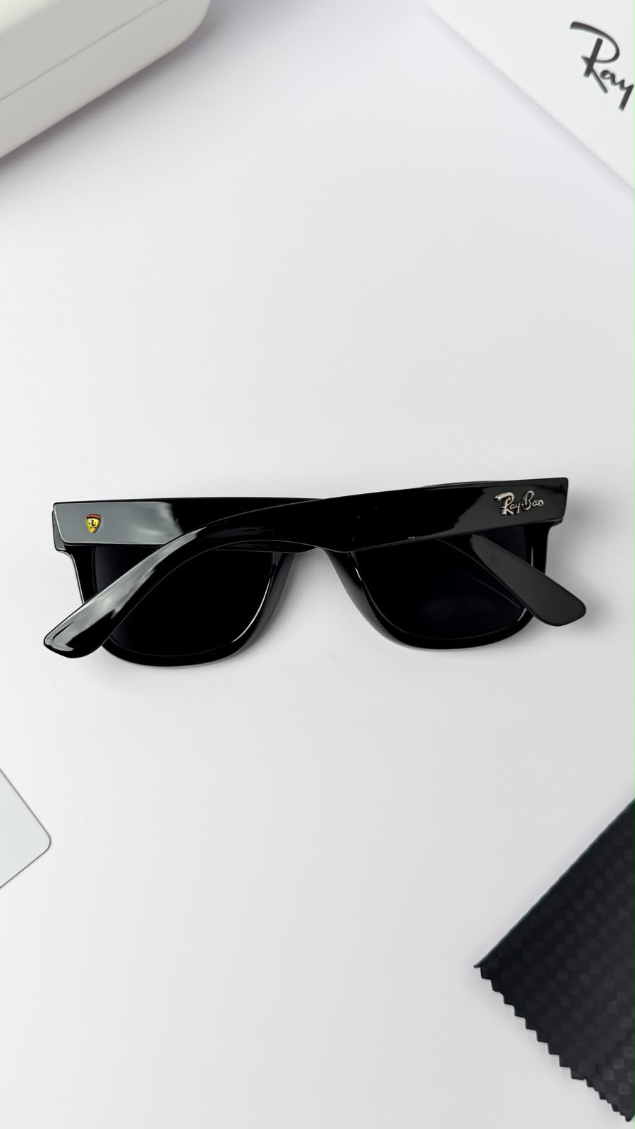 *RAYBAN BLACK FERRARI 0502🔥🔥🔥CELEBRITY CHOISE🔥🔥🔥*