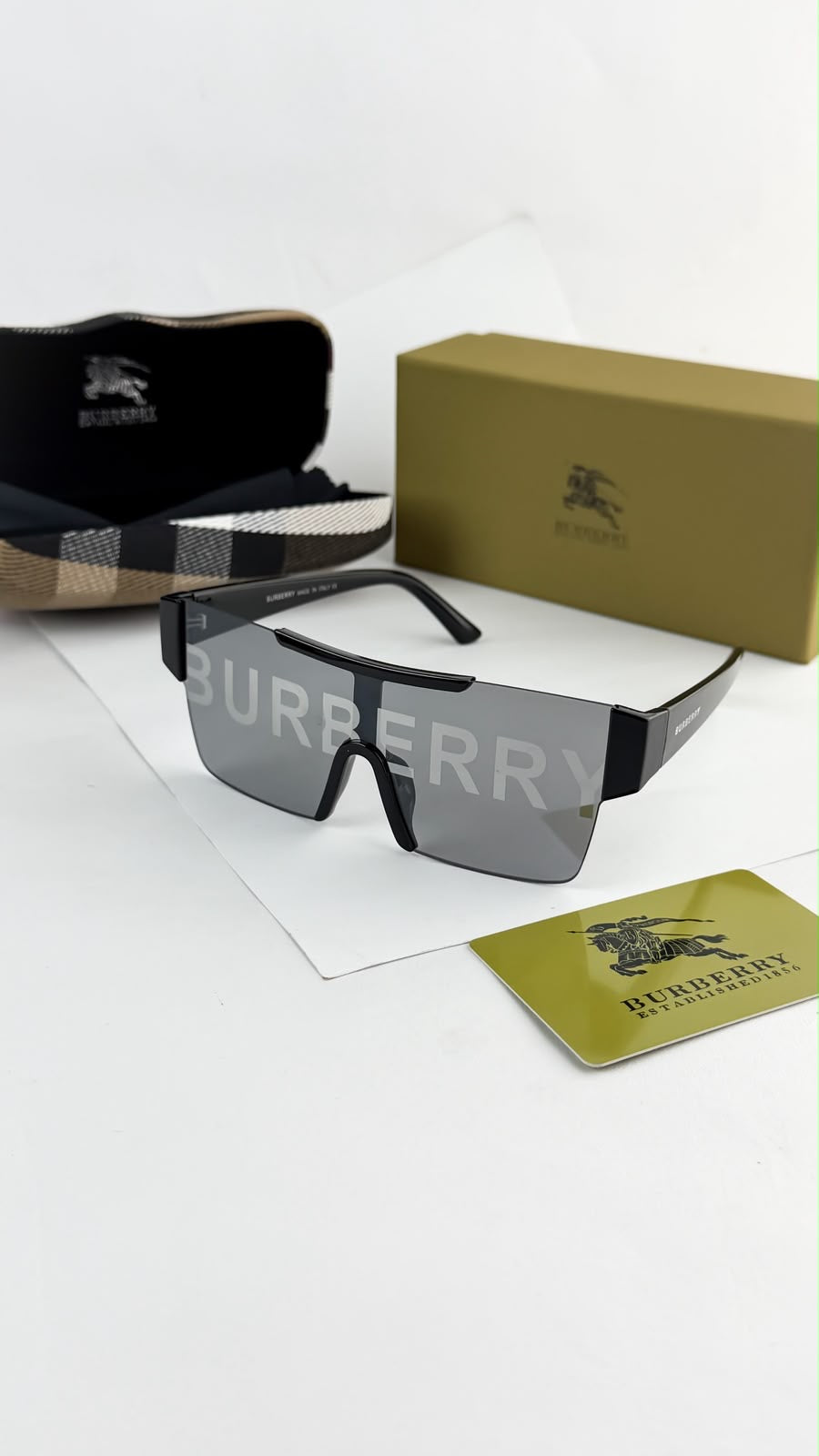 *BURBERRY BLACK 6106🔥🔥🔥*
