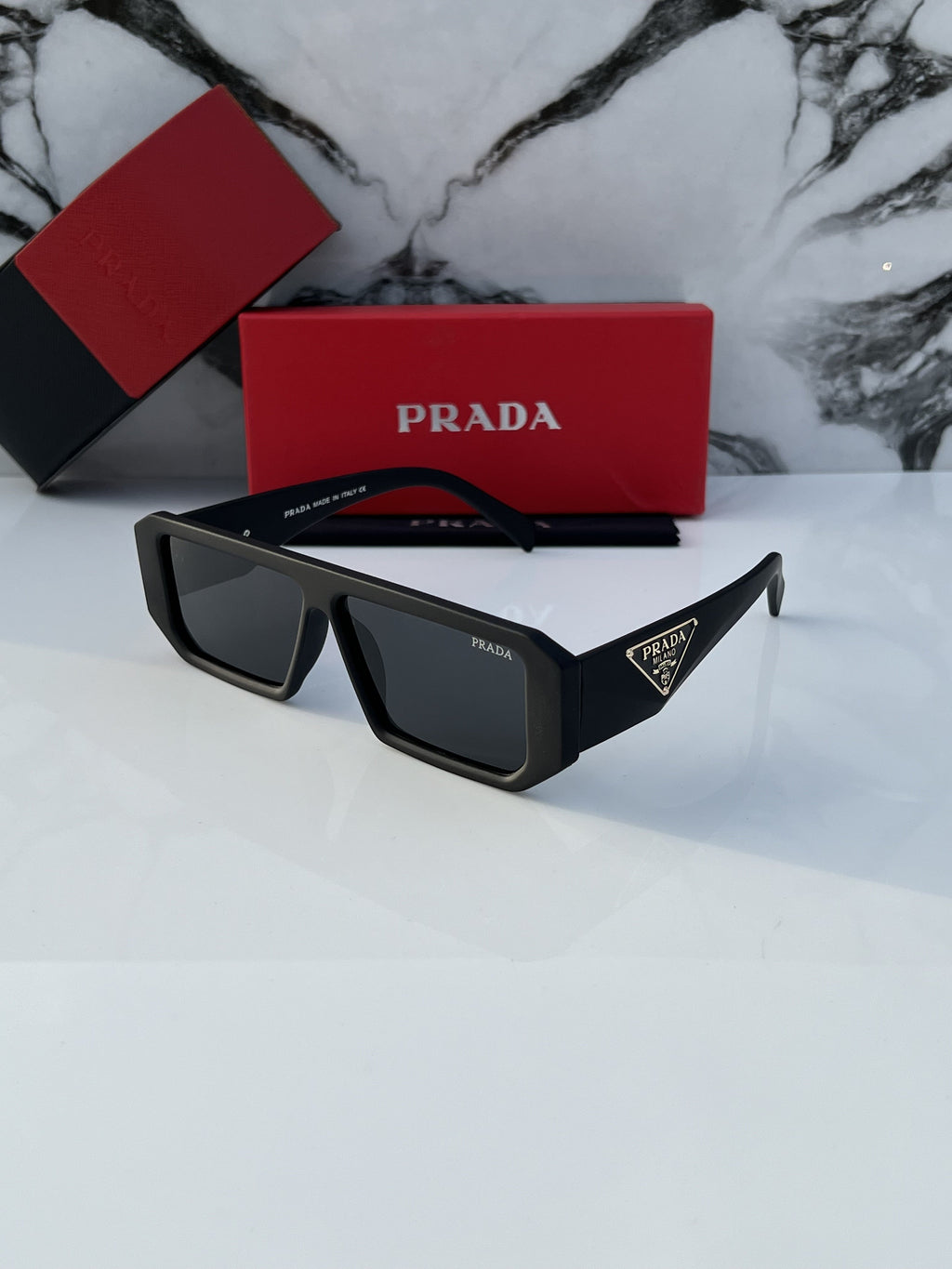 PR_ADA 82 Matt black *