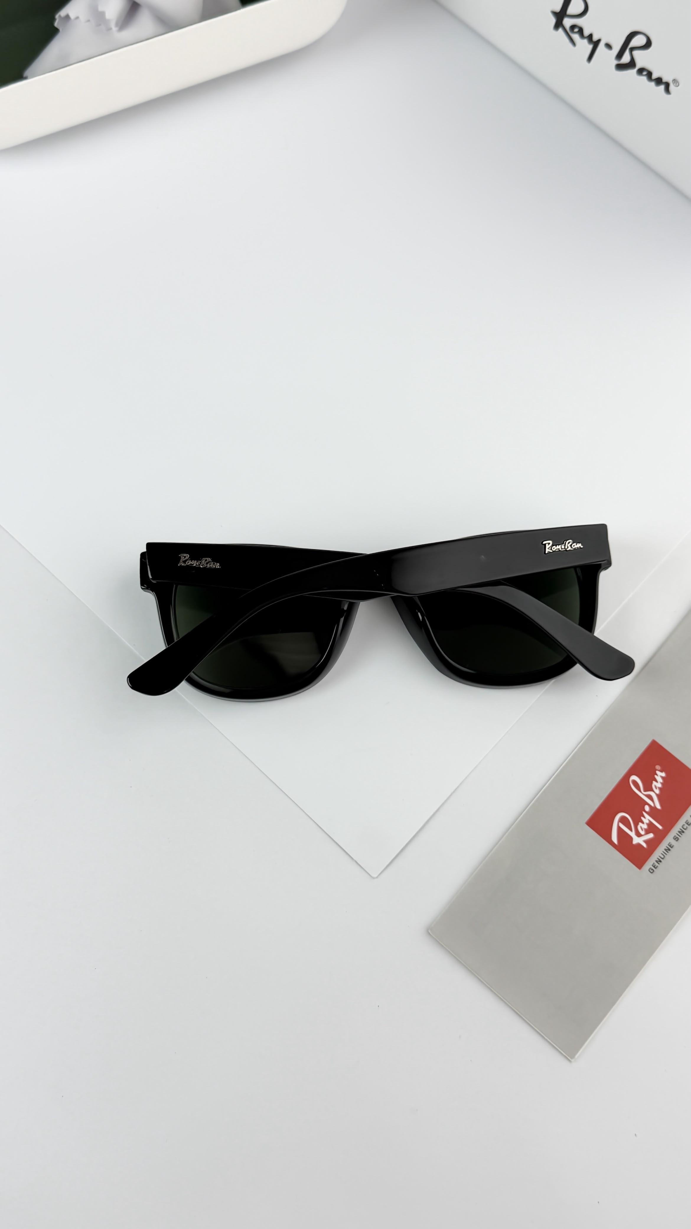 *RAYBAN 0502 REVERSE BLACK GREEN🔥🔥🔥STORE ARTICLE 🔥🔥🔥*