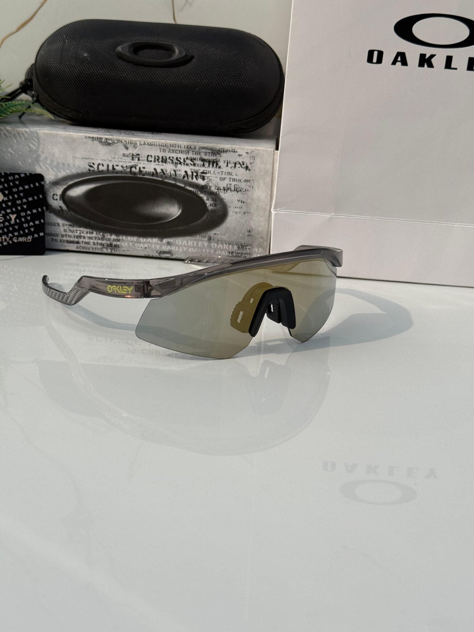 Oakly 4929 Hydra Golden ✨🔥