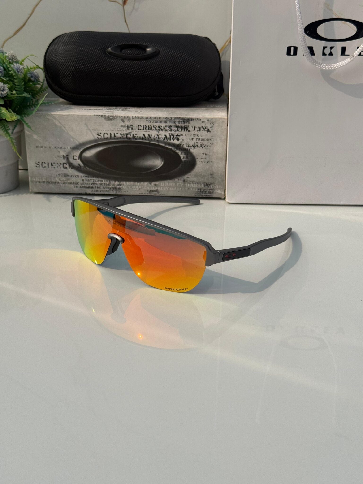 Oakly 4921 Grey Mercury