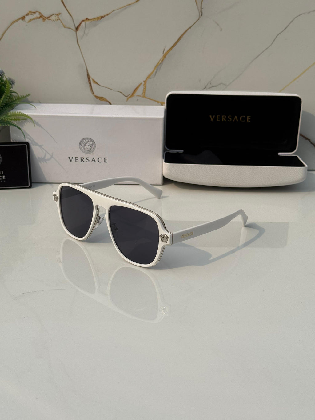 *Versace white*🔥🚨