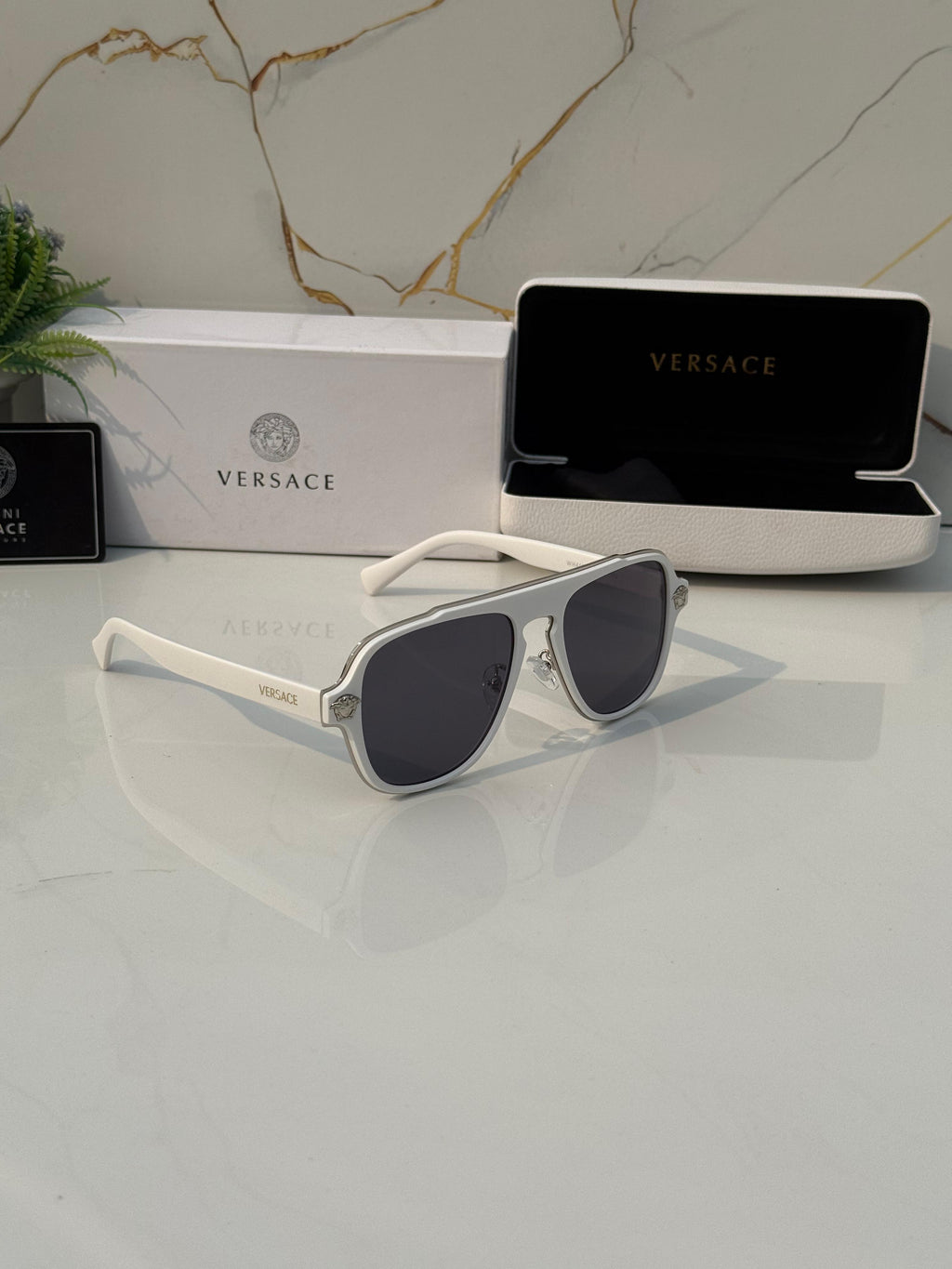 *Versace white*🔥🚨