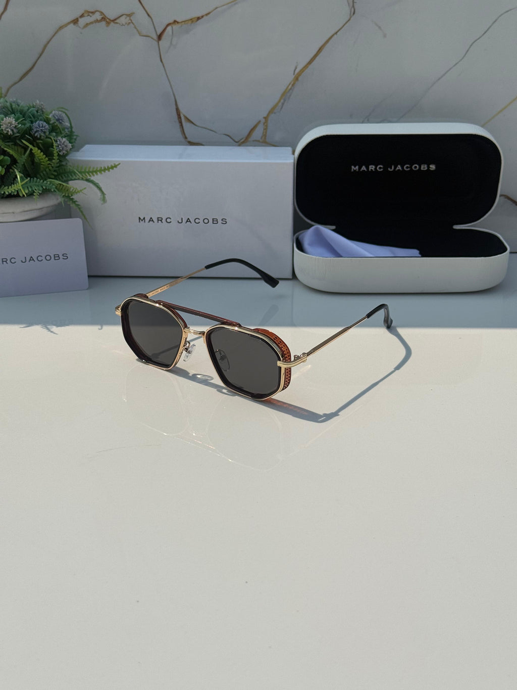 *Marc Jacobs 2828 Gold Brown*🔥🚨