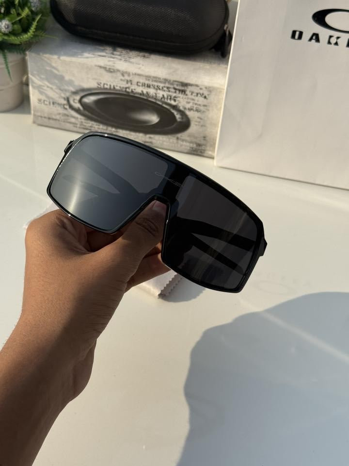 Oakley_9406_black