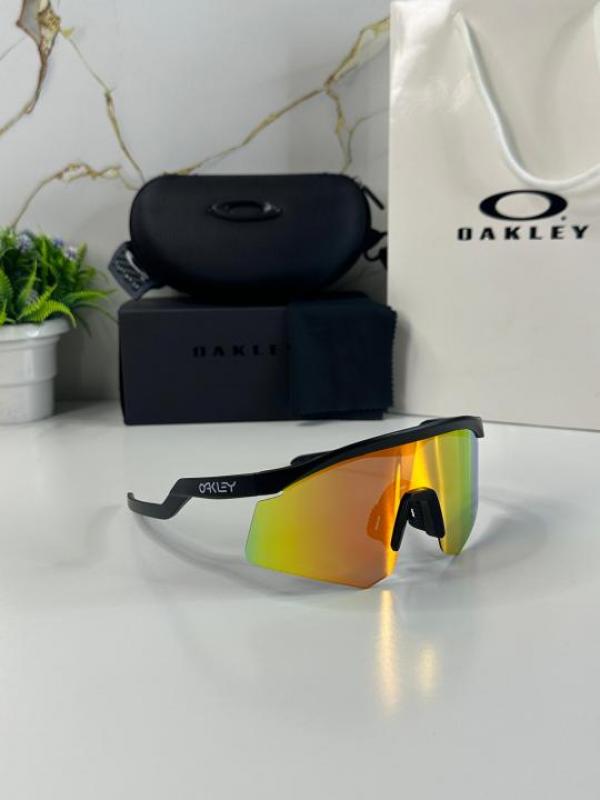 Oakley_9229_black_orange