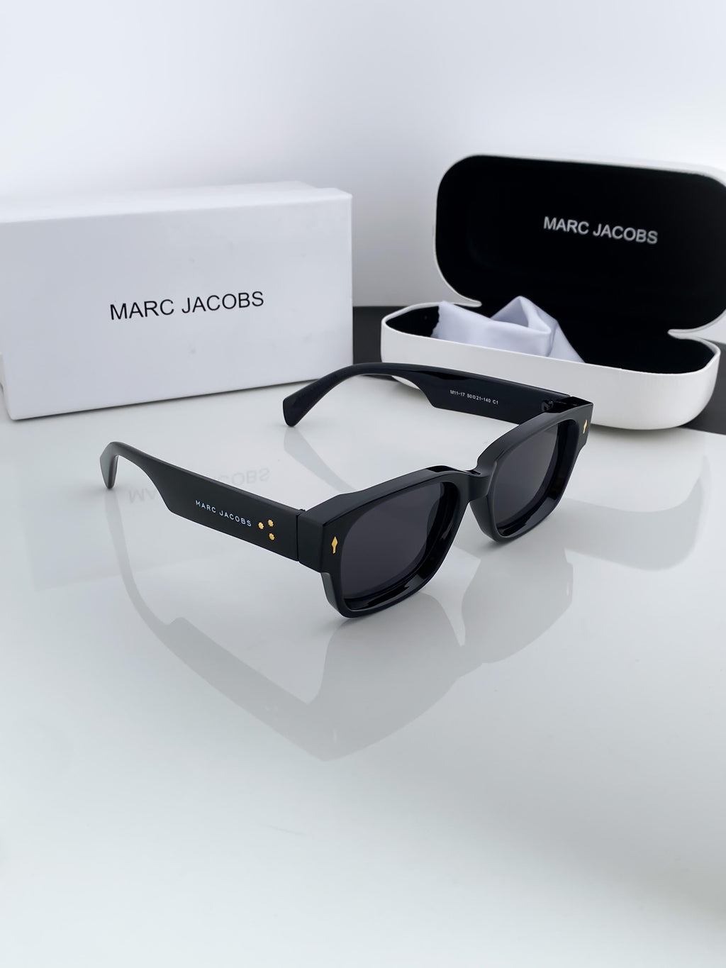 MA_R_C JA_CO_BS BLACK 11-17 B