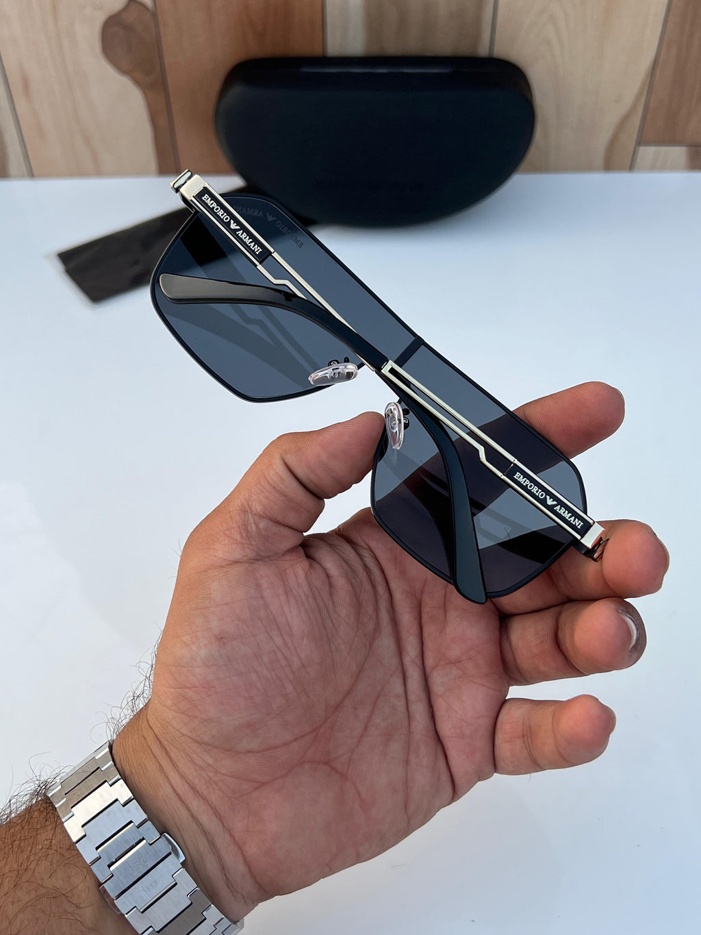 E&M sunglass