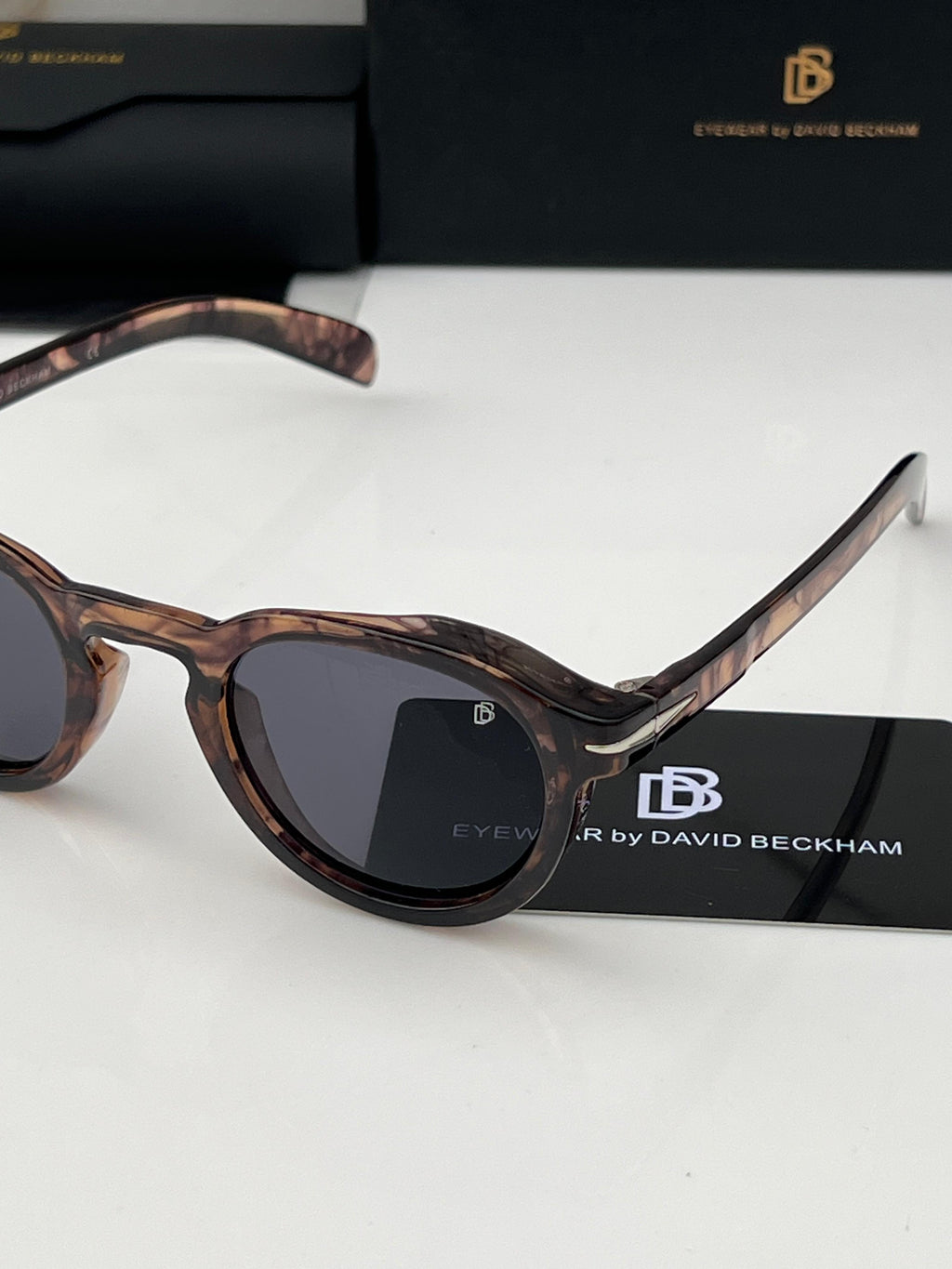 David round tiger black A