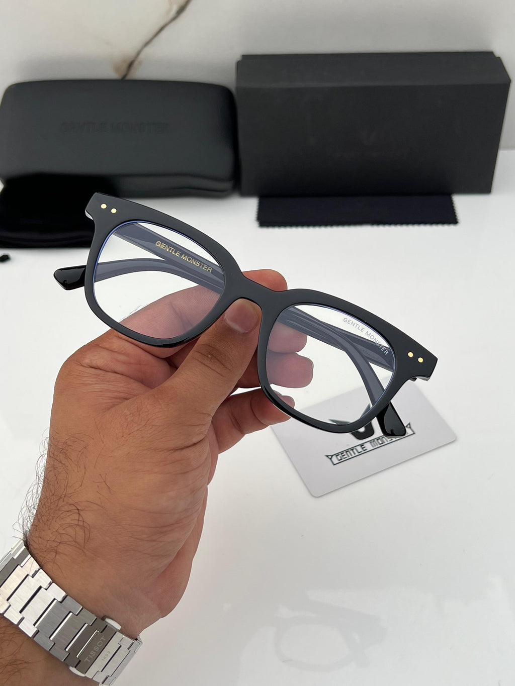 Gen black plano  A
