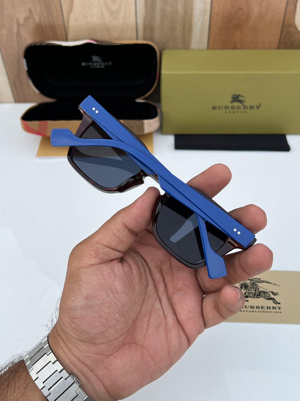 Bur 2001 BROWN BLUE A