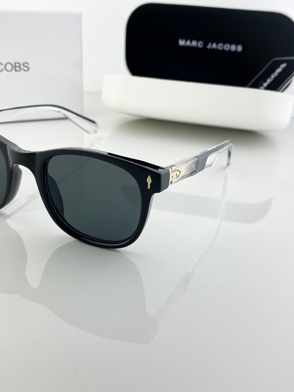 MAR  BLACK 62003 B