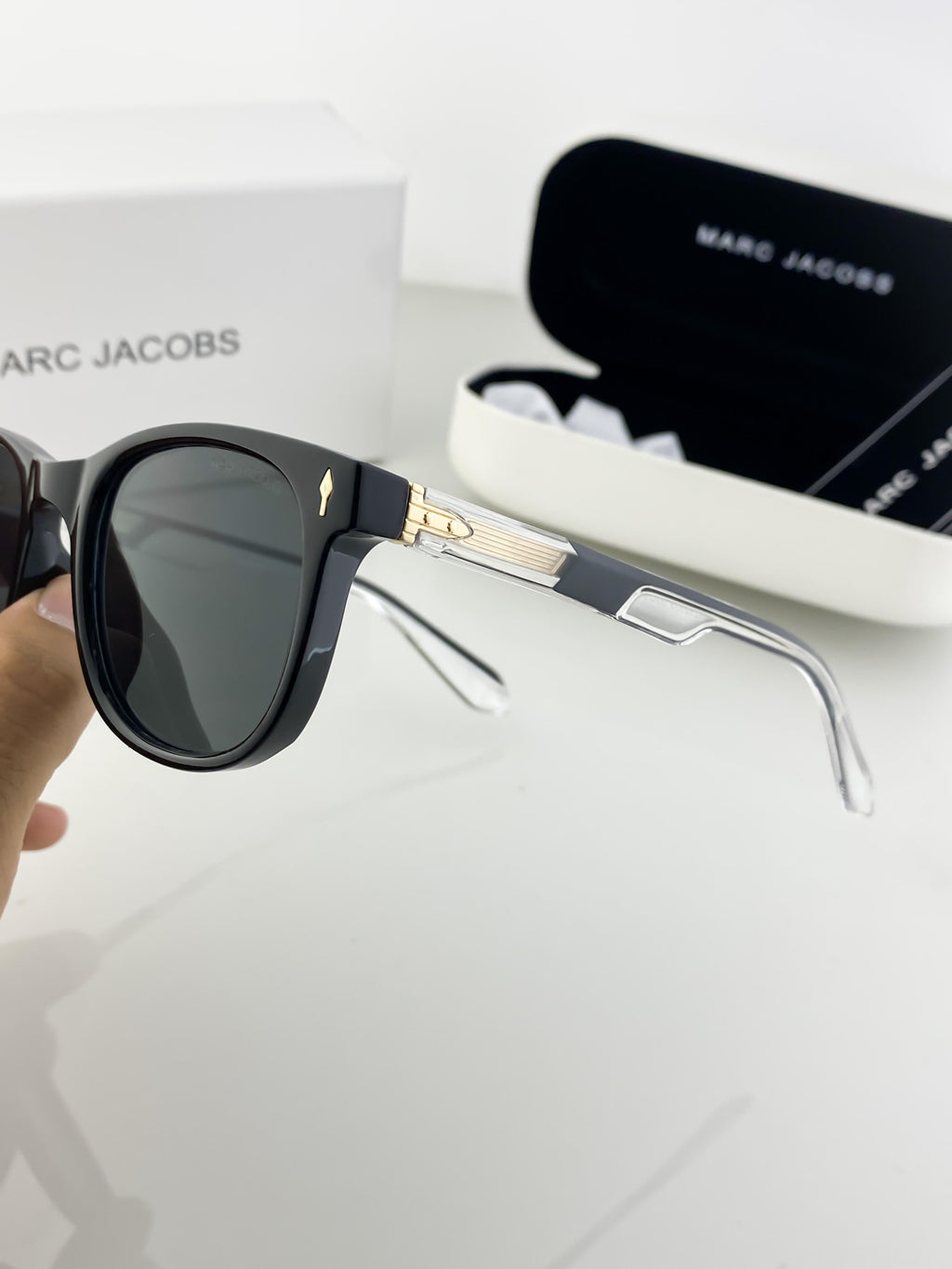 MAR  BLACK 62003 B