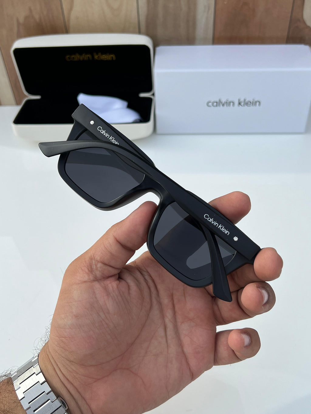 Cal  Y07 black