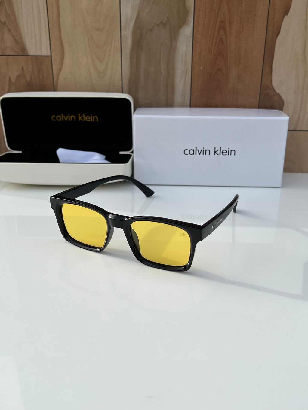 Cal Y10 yellow A