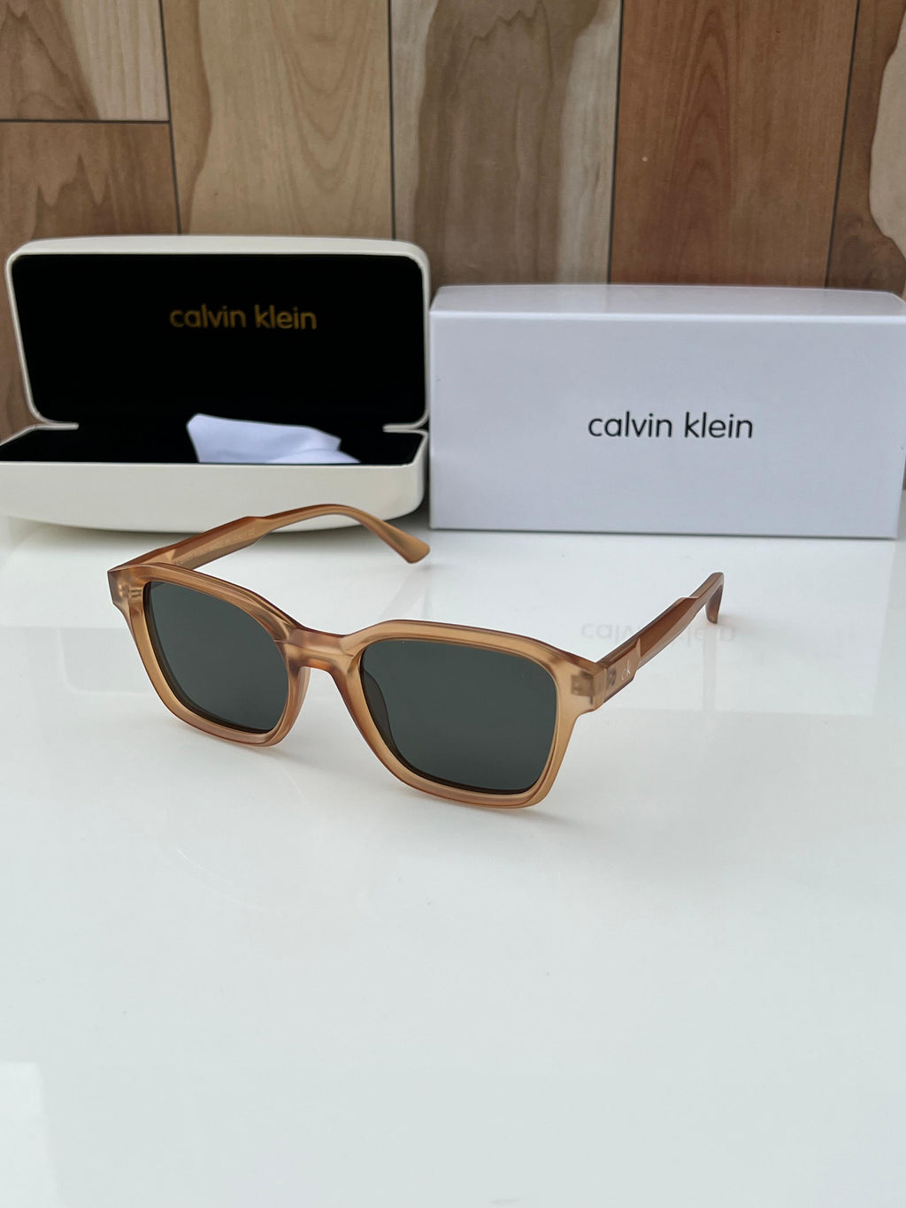Cal  Y13 peach green  A