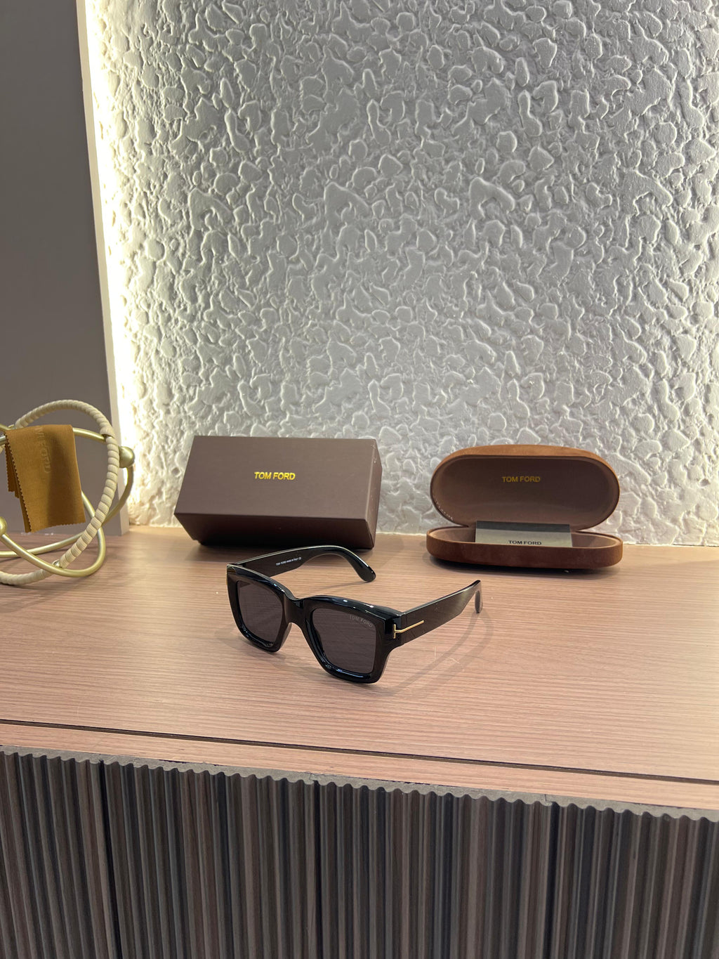 Tom for.d unisex with imported kit Premium sunglasses