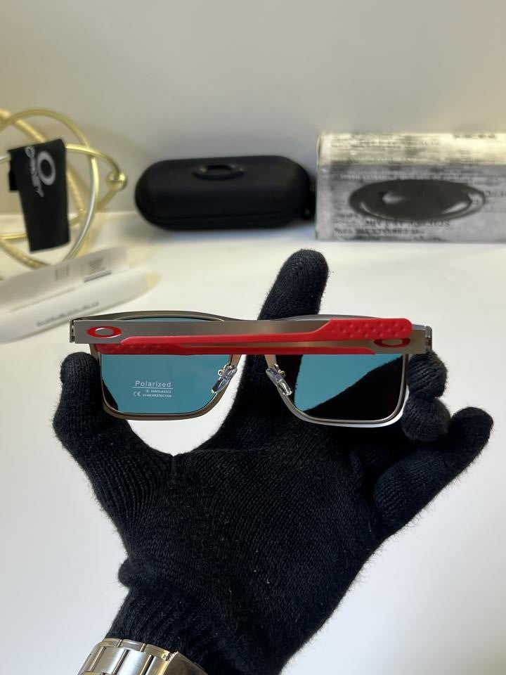 Oakle_y metal sunglass with Imported kit box
