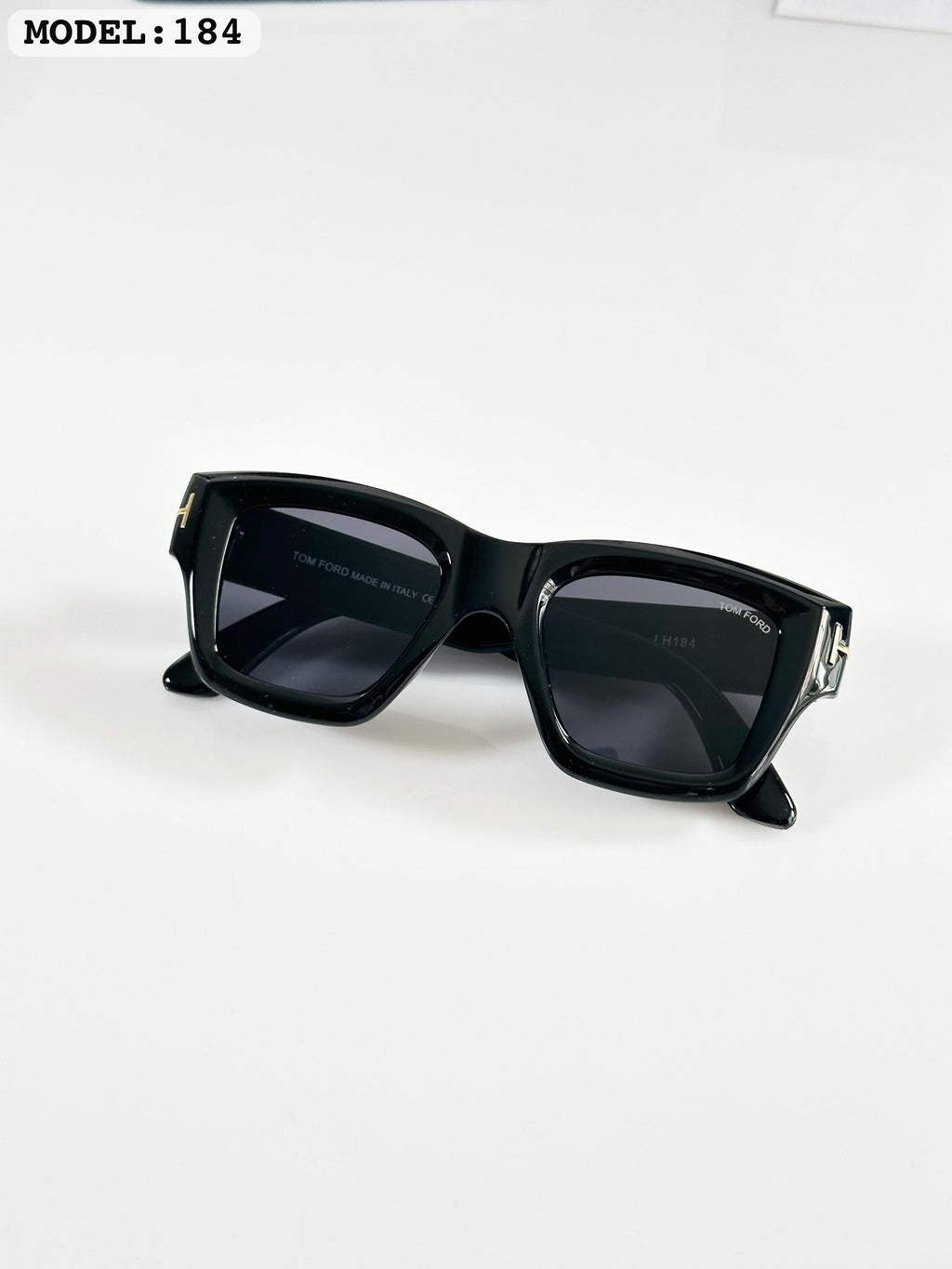 To.m fo.rd unisex with imported brand kit
