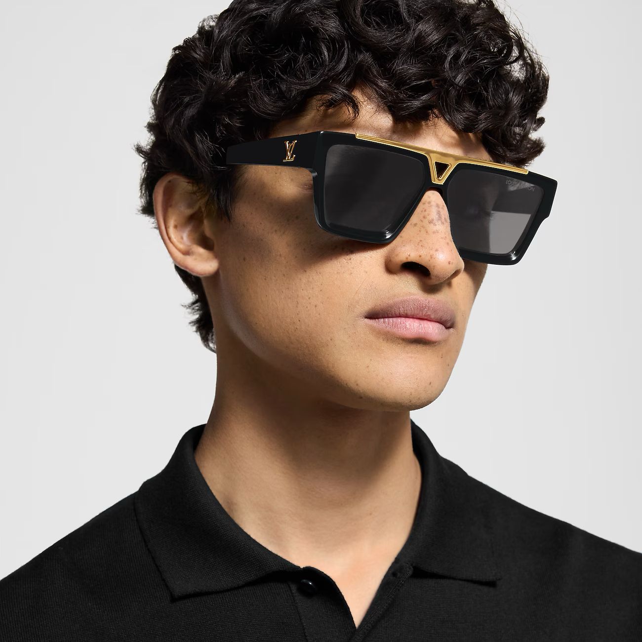 Lv sunglass unisex premium Quality