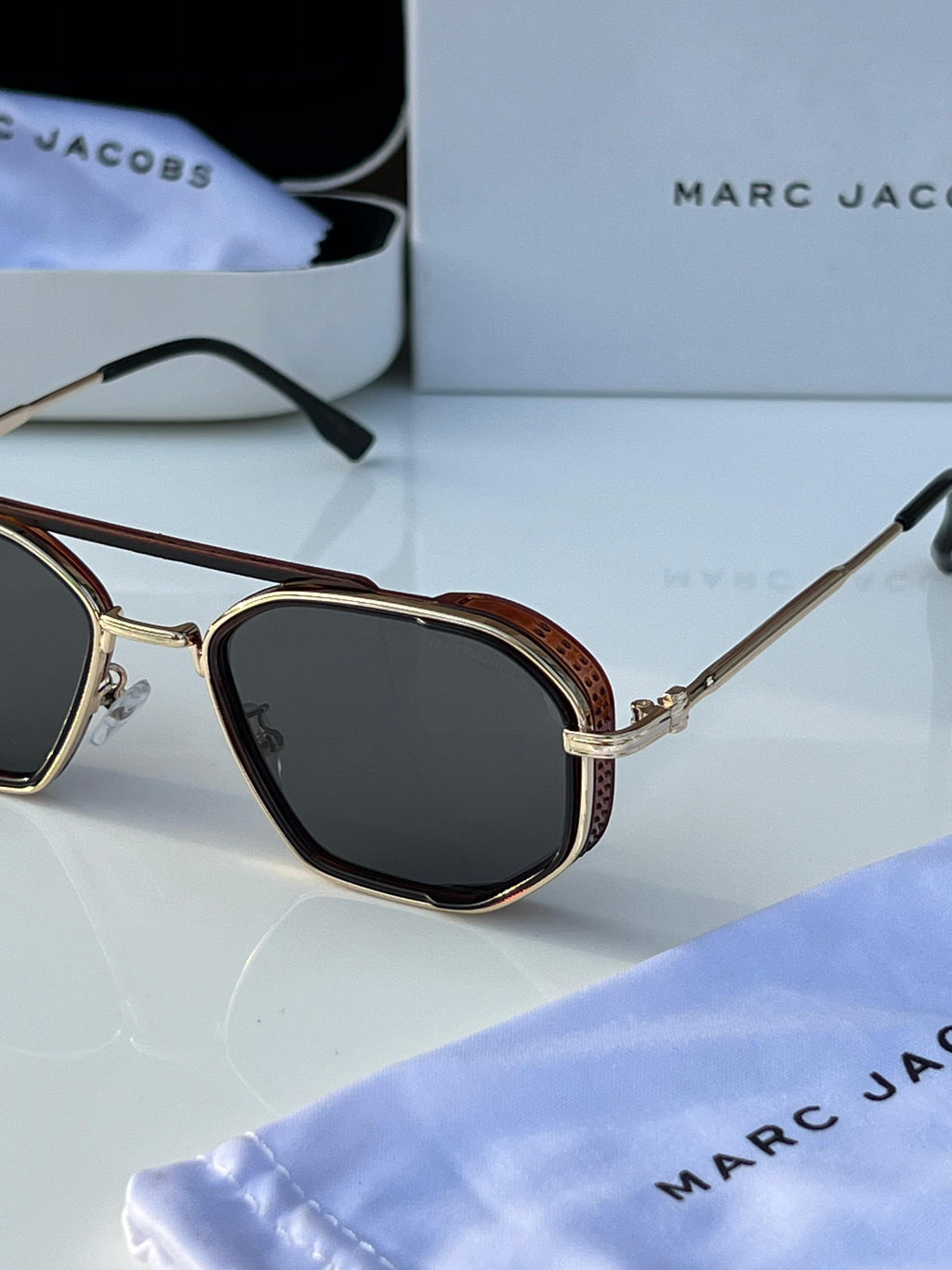 Ma-rc jac-obs SRK gold brown
