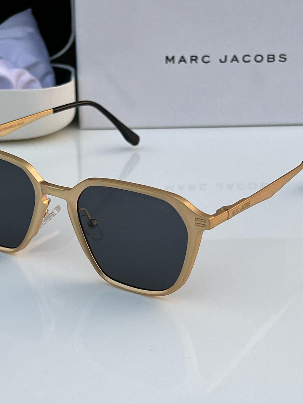 Mar-c jac-obs 503