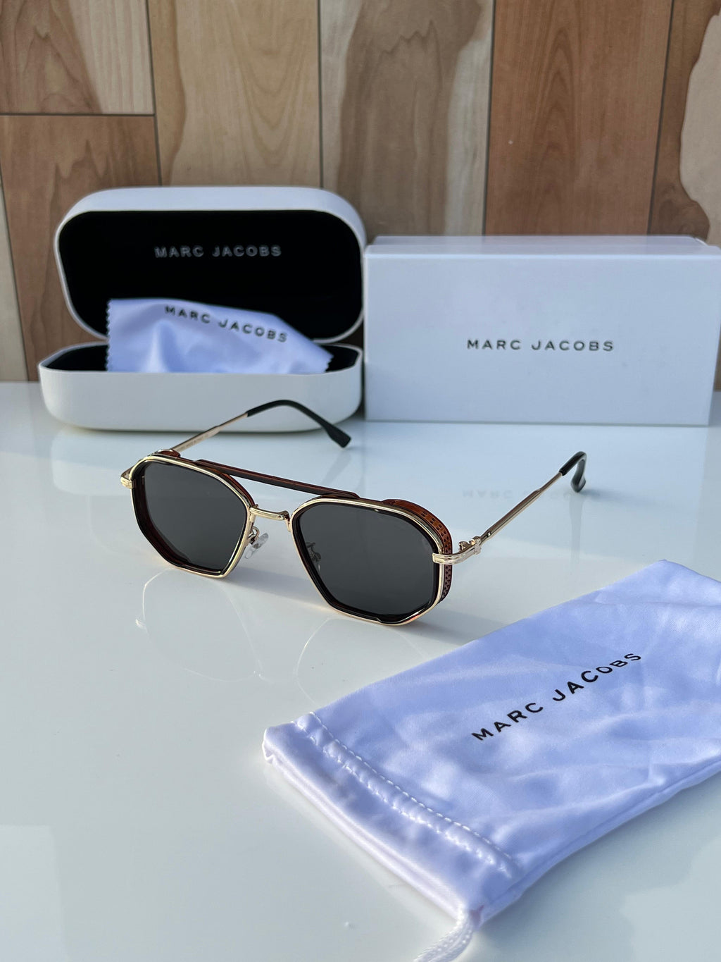 Ma-rc jac-obs SRK gold brown