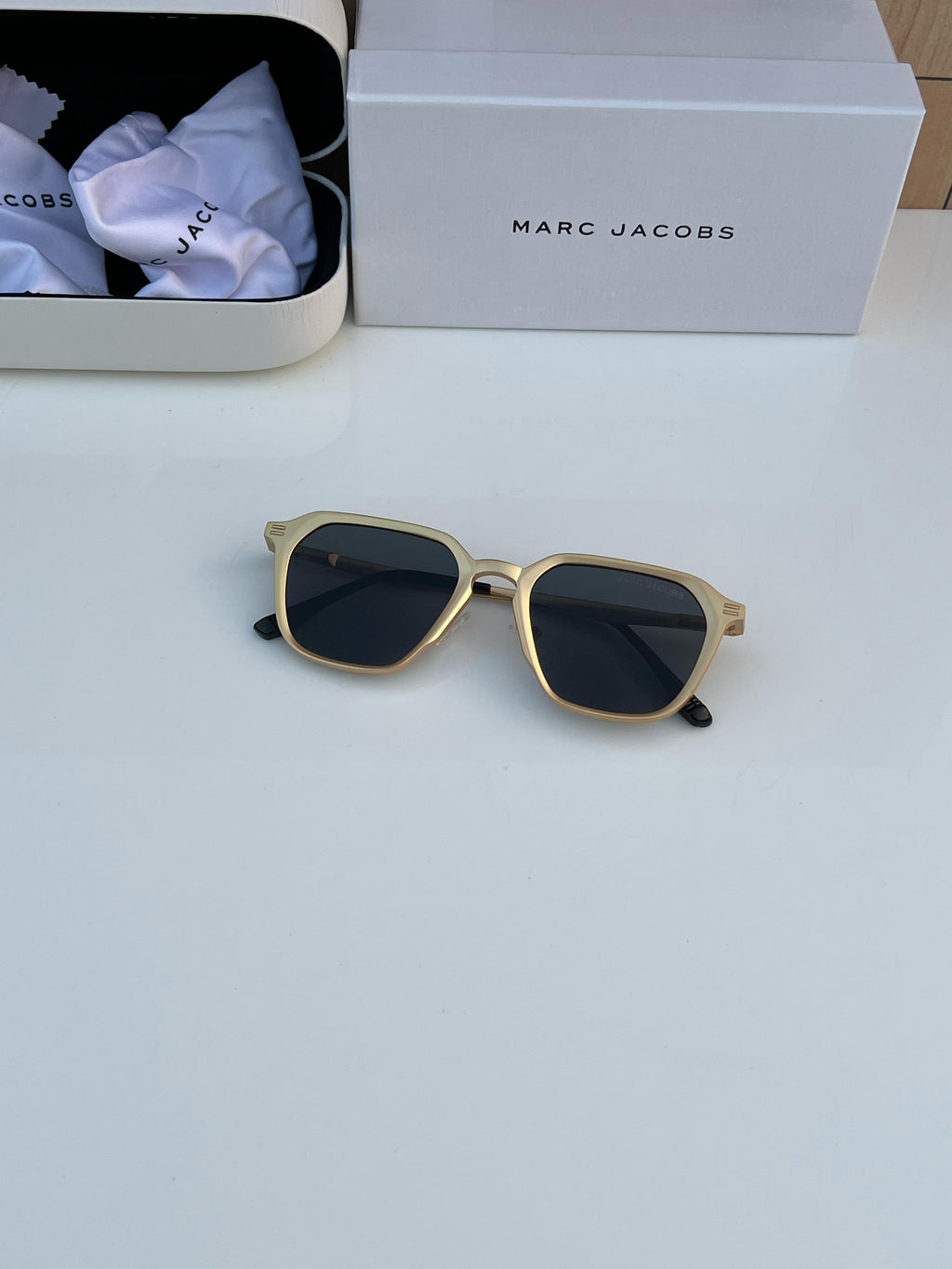 Mar-c jac-obs 503